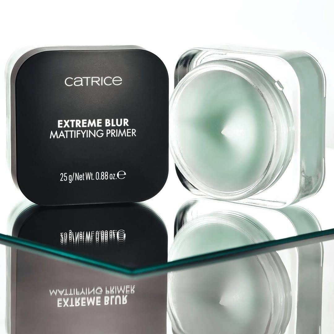 Праймер для лица Extreme Blur Mattifying Primer 1