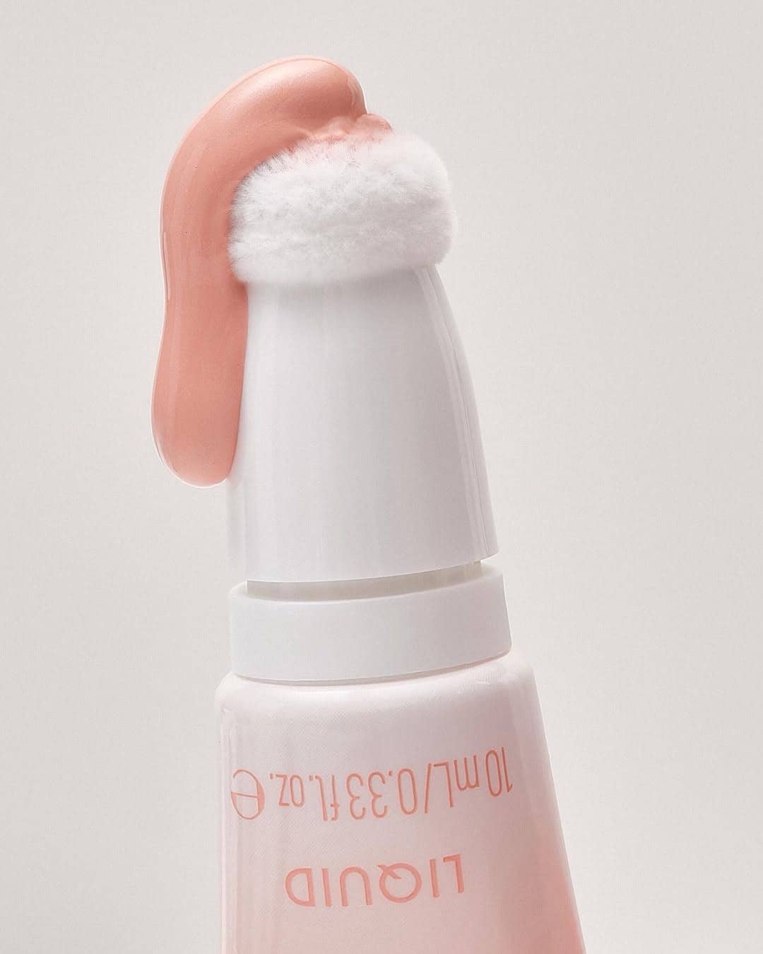 Корректор для области вокруг глаз жидкий Under Eye Brightener Liquid, 010 Light Rose 2