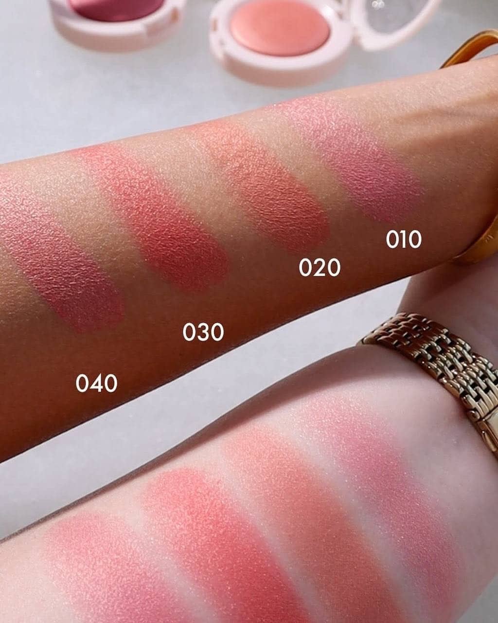 Румяна запеченные Soft Glam Baked Blush, 020 Peachy Breeze 5