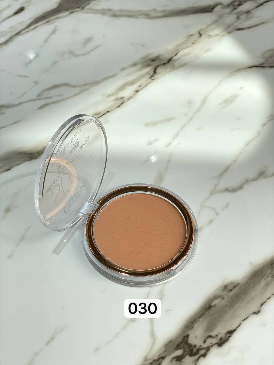Пудра компактная Sun Glow Matt Bronzing Powder с эффектом загара матирующая, 030 Medium Bronze 4