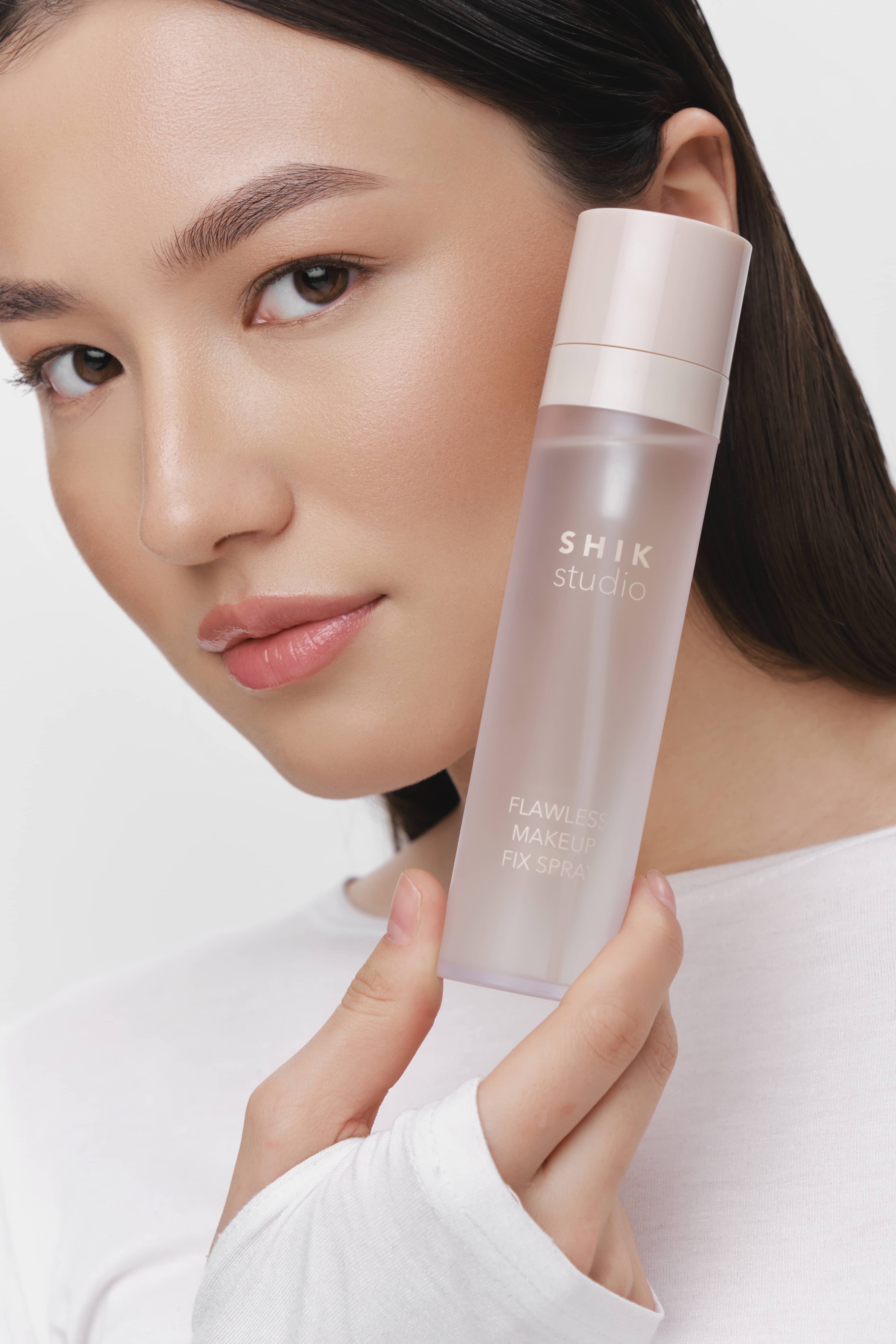 Спрей для фиксации макияжа SHIK studio Flawless 100 мл 1