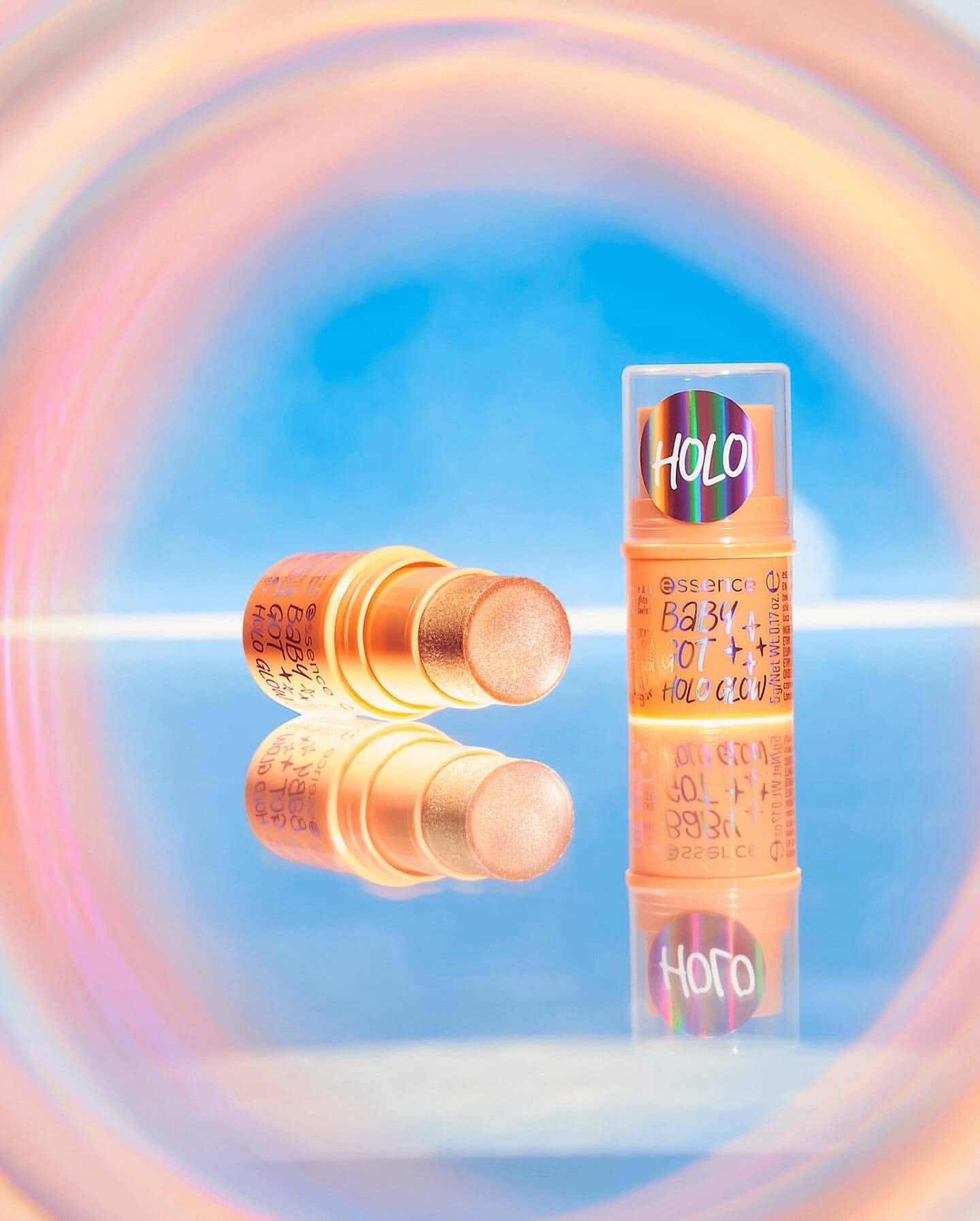 Хайлайтер в стике Baby Got Holo Glow highlighter stick, 10 Apricotly 1