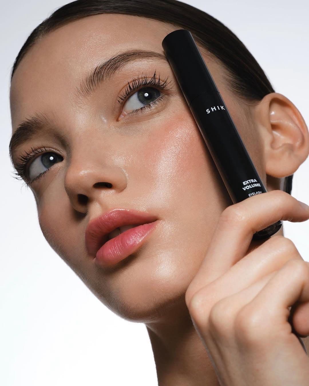 Тушь для ресниц SHIK studio Extra volume eyelash mascara чёрная