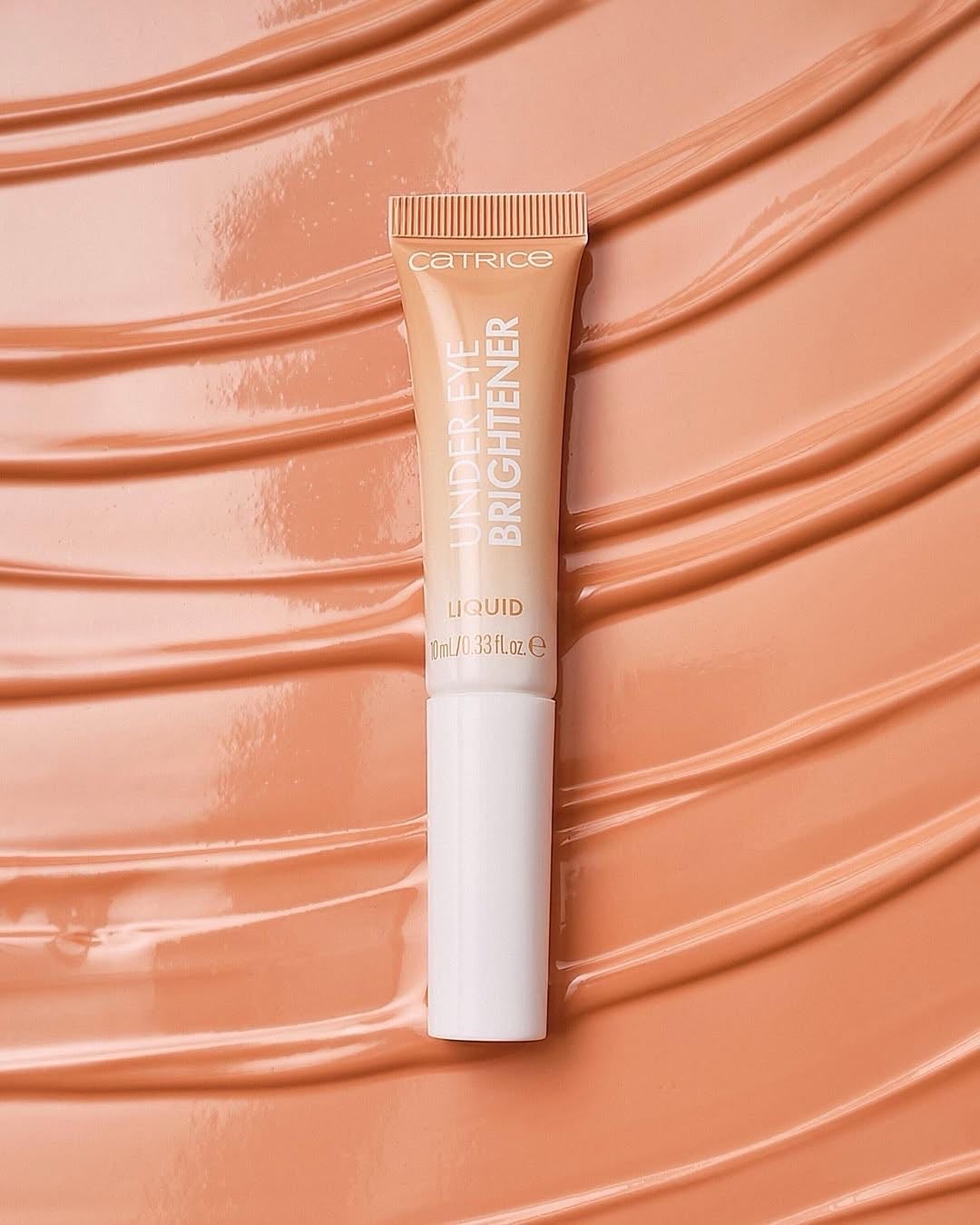 Корректор для области вокруг глаз жидкий Under Eye Brightener Liquid, 020 Warm Nude